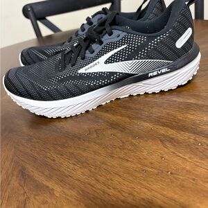 Brooks Men’s Revel Running Sneakers